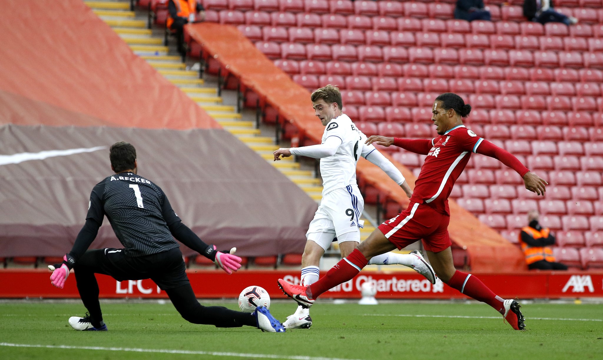 超舞台上 超舞台上